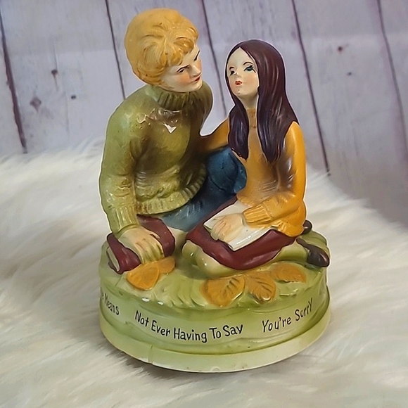 Vintage 70s Ceramic Couple Wind Up Music Playing Shelf Decor Japanese MCM 6.5" - Picture 4 of 17
